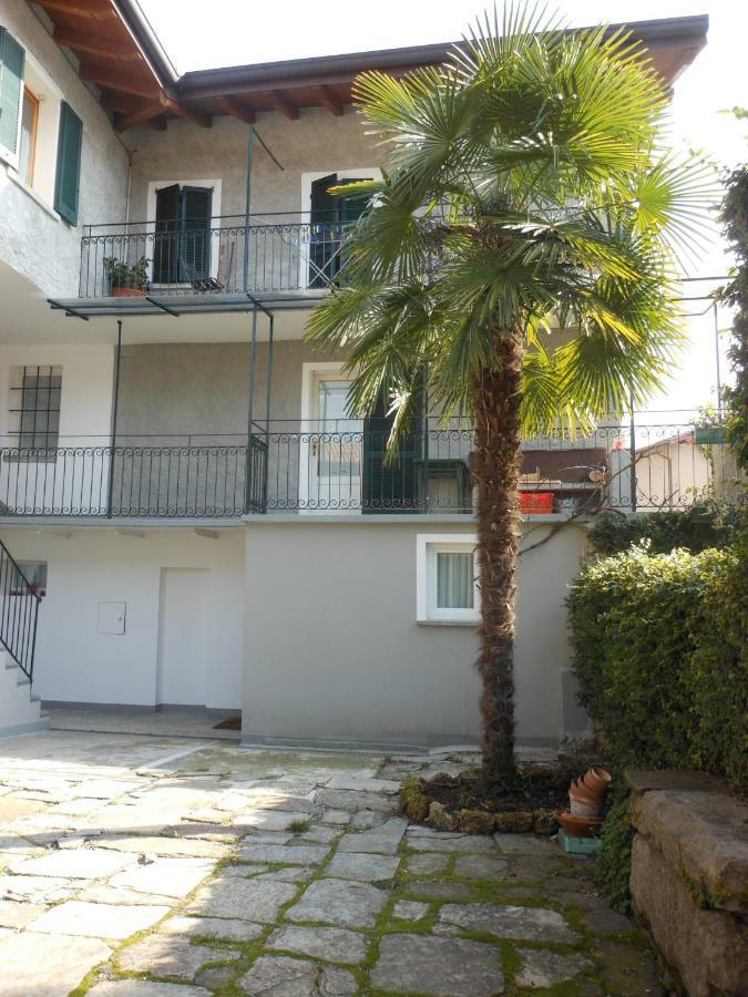 Appartamento Il Vecchio Cortile Mandello del Lario Esterno foto
